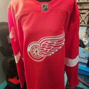 Gus Nyquist Signed Jersey